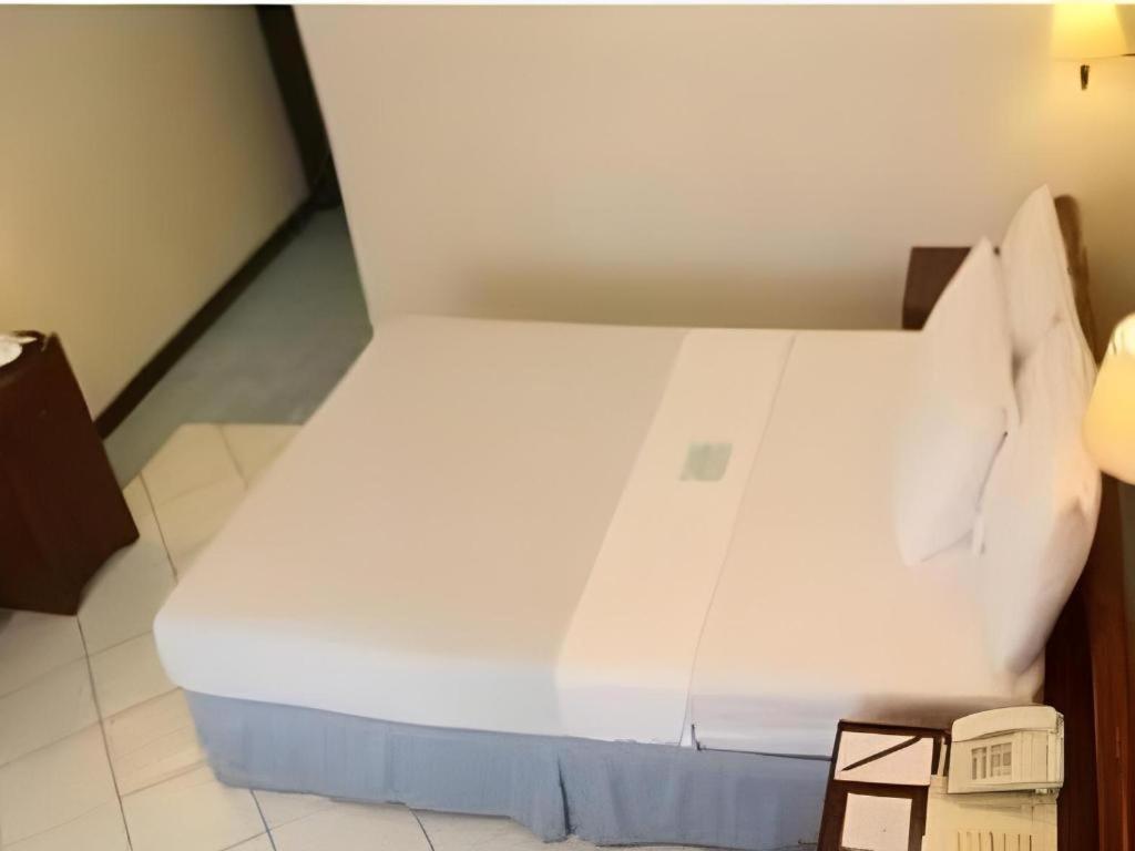 Soledad Suites Panglao-stad Buitenkant foto