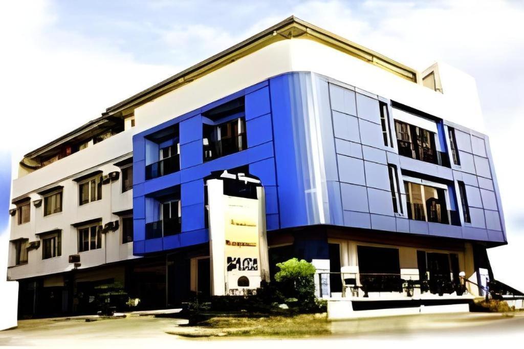 Soledad Suites Panglao-stad Buitenkant foto