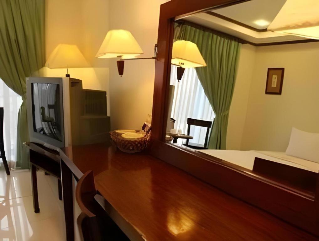 Soledad Suites Panglao-stad Buitenkant foto