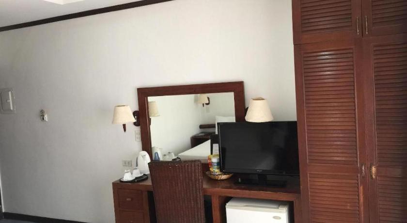 Soledad Suites Panglao-stad Buitenkant foto