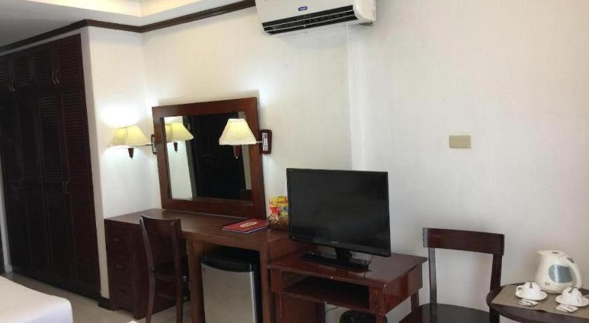 Soledad Suites Panglao-stad Buitenkant foto