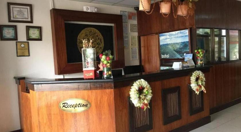 Soledad Suites Panglao-stad Buitenkant foto