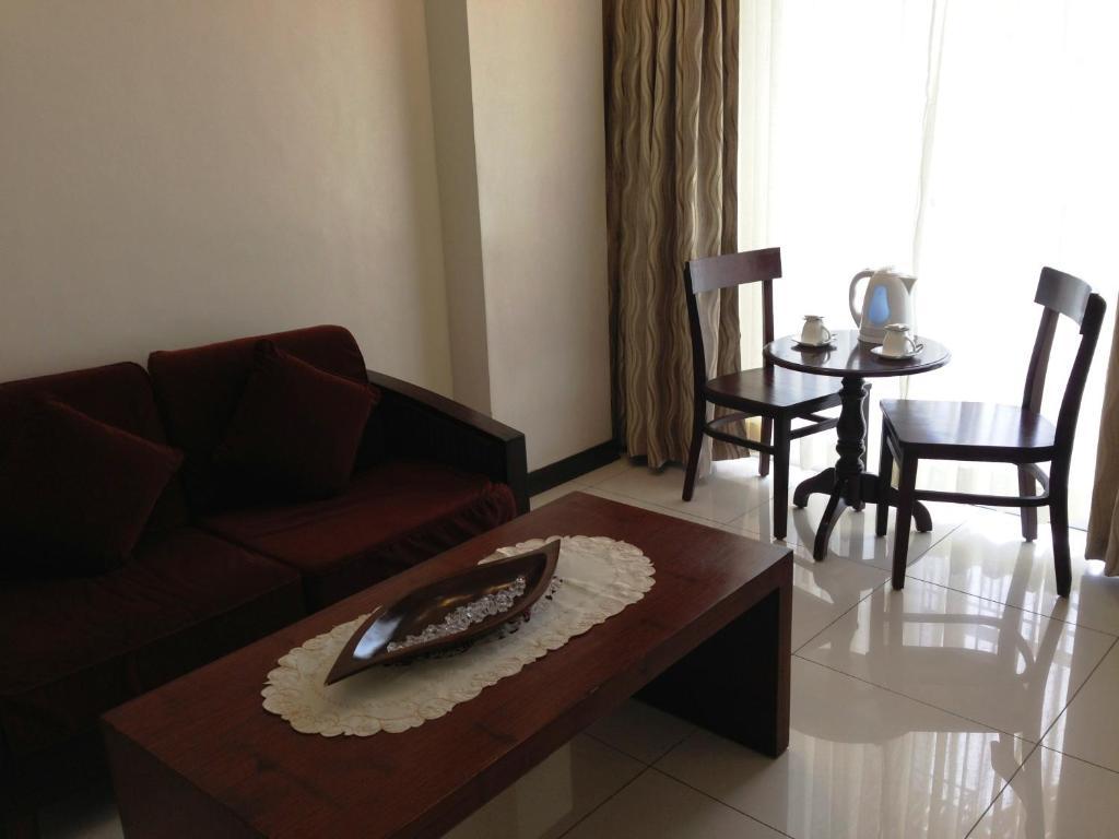 Soledad Suites Panglao-stad Buitenkant foto